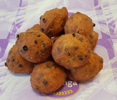 Oliebol met krenten per 10 stuks